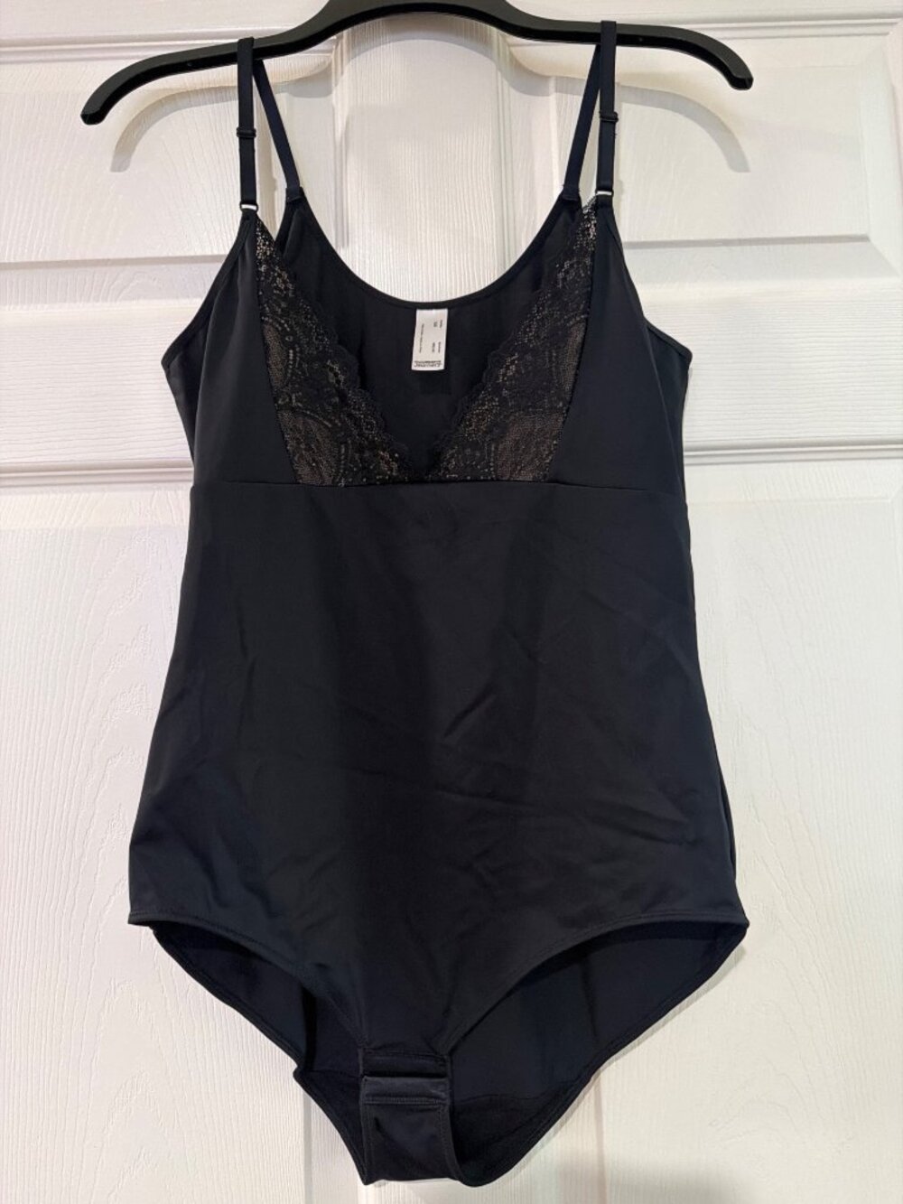 Blissful Benefits By Warners Womens Black Lace Bodysuit With Adjustable Straps X